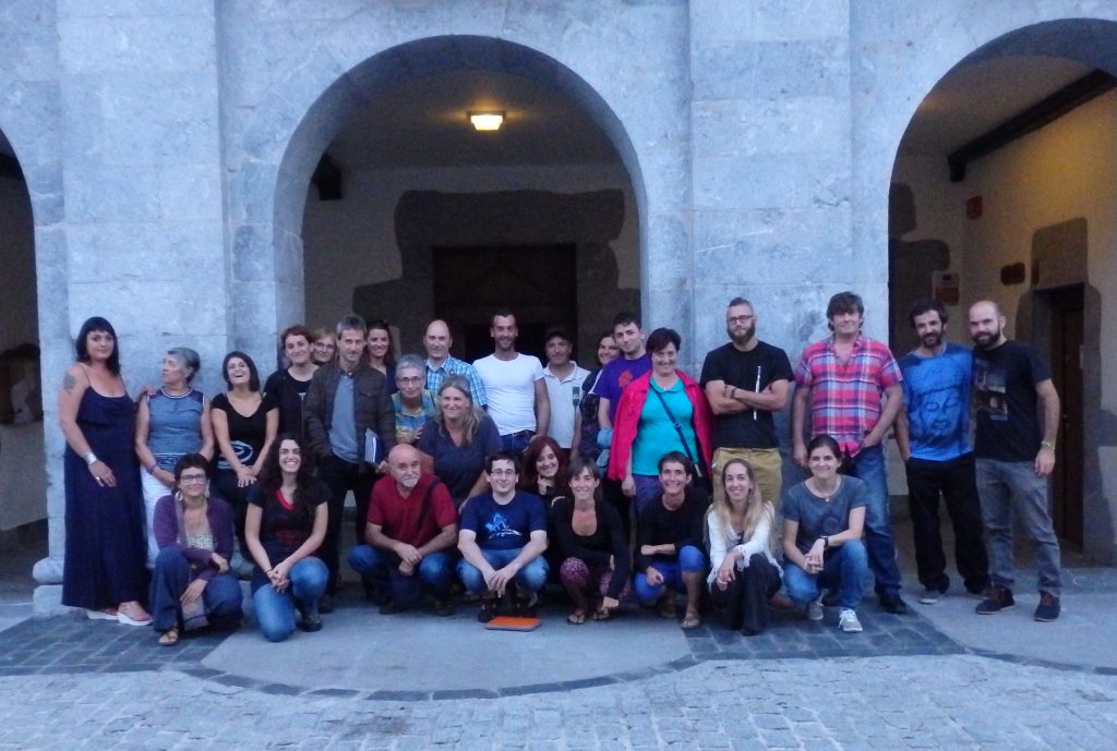 Grupo asistente a la charla-taller en Orendain